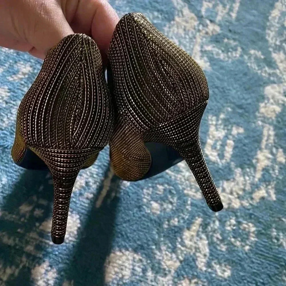 Alfani step and flex gold metallic stiletto heels, 7.5. NWOB - Picture 6 of 7